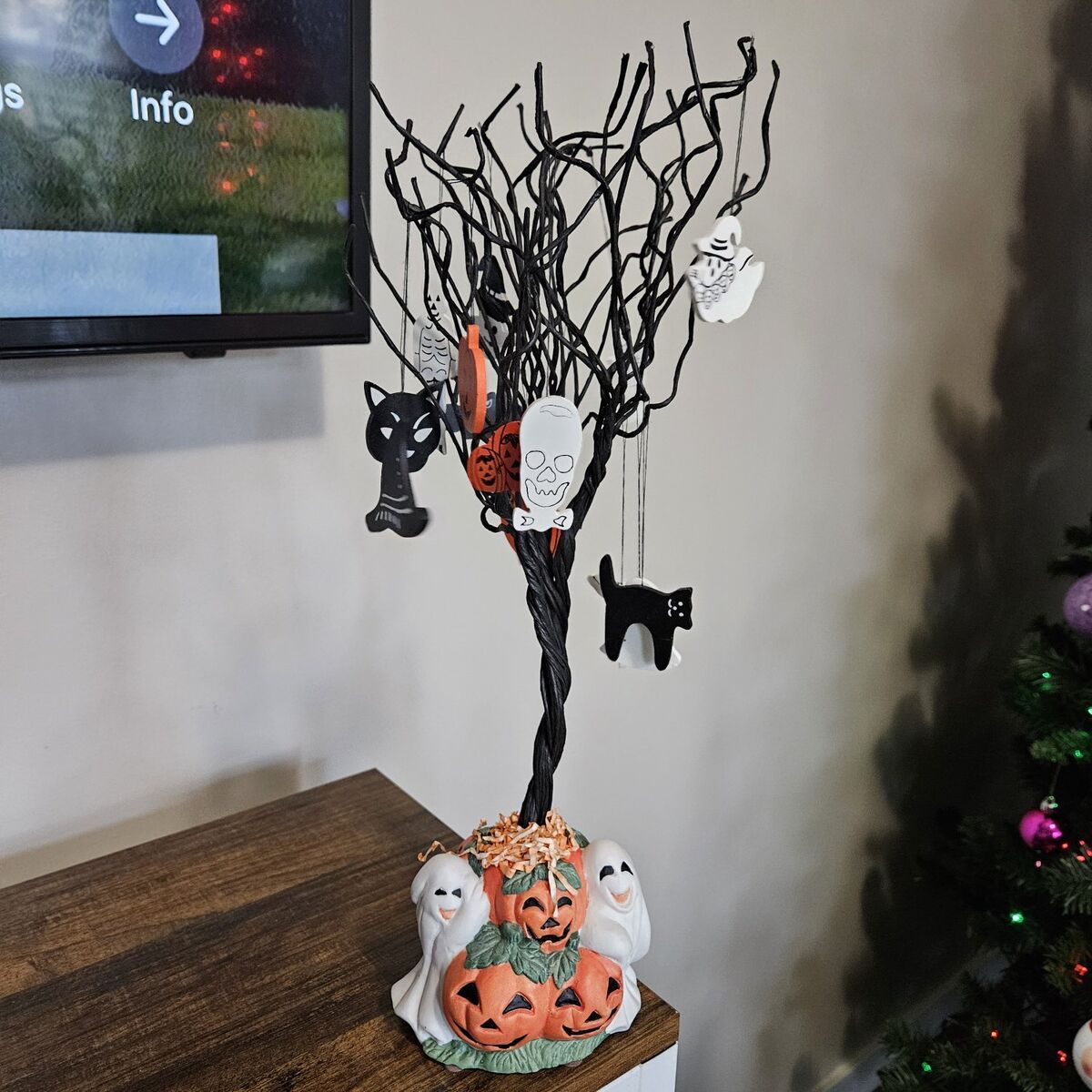 Black Halloween Tree with Ornaments and sounds
