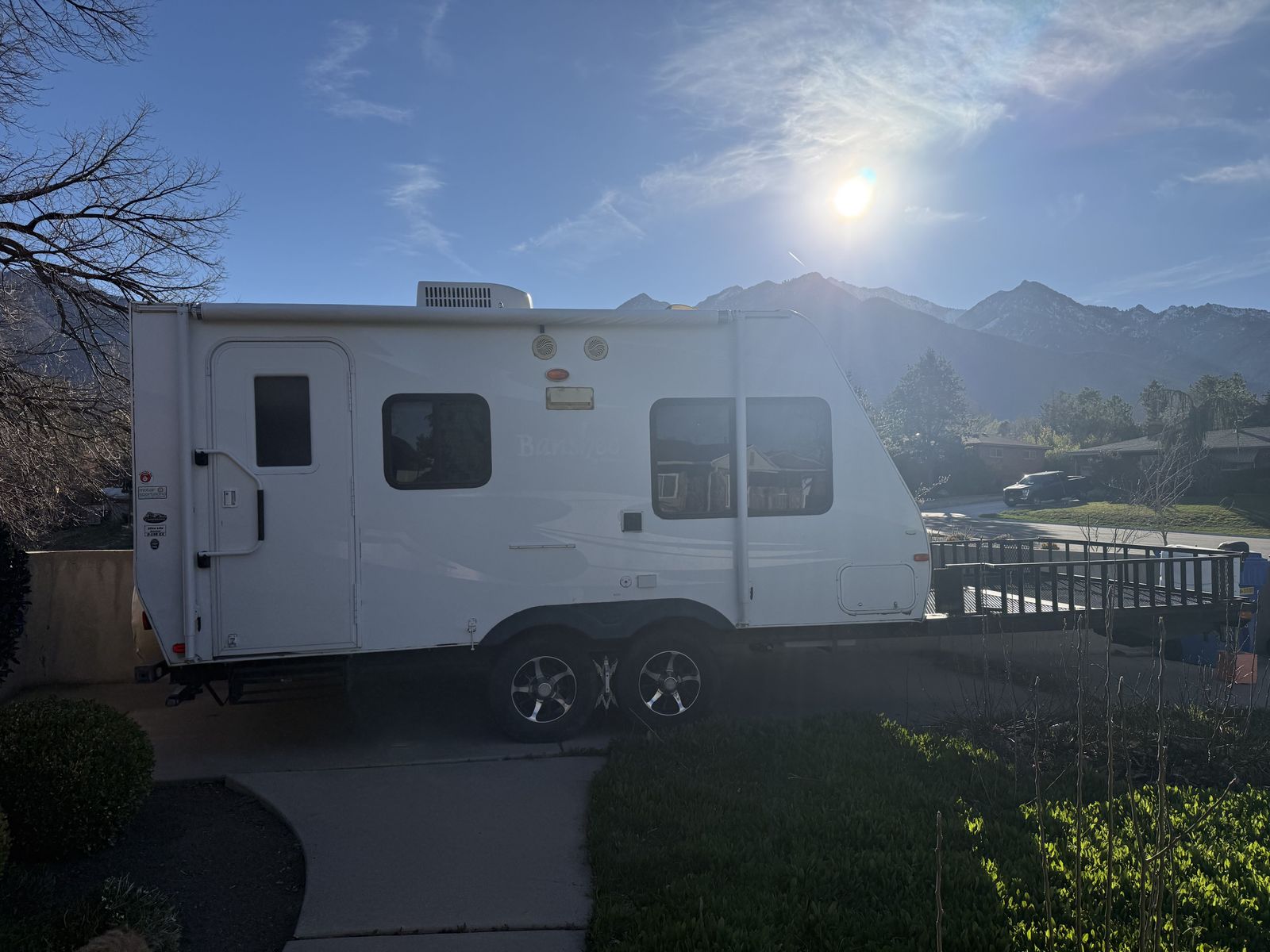 2010 Palomino Banshee w/ Toy Hauler Deck – Great Condition