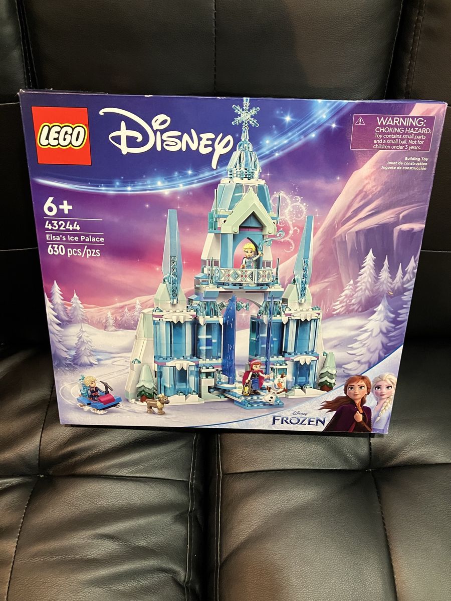 LEGO Disney Frozen Elsa's Ice Palace Set 43244 (630 Pieces)