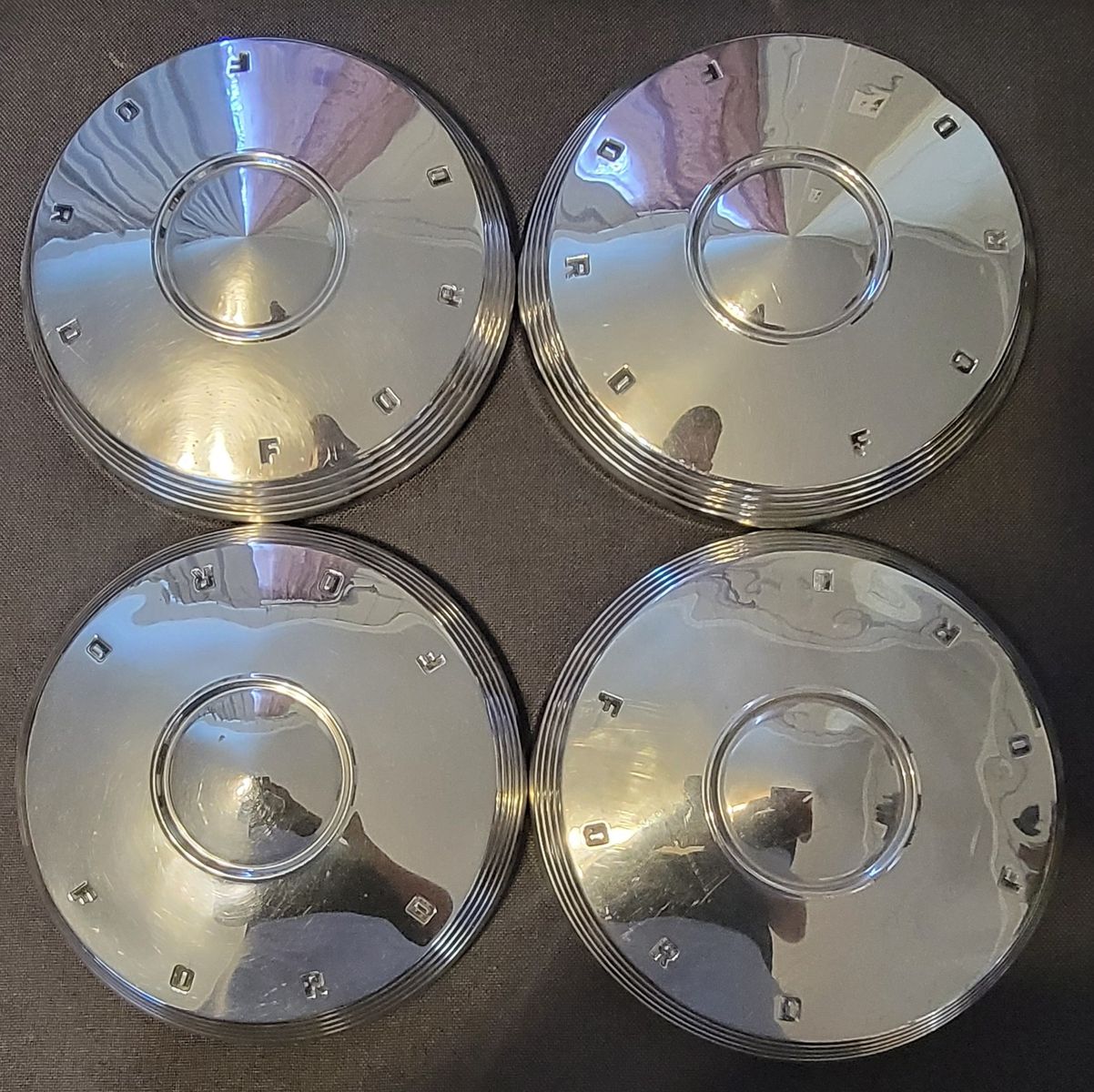 Set of 4 Vintage 1960 1961 1962 Ford Galaxie Fairlane F100 Dog Dish Hubcaps 10.5” Poverty Caps OEM