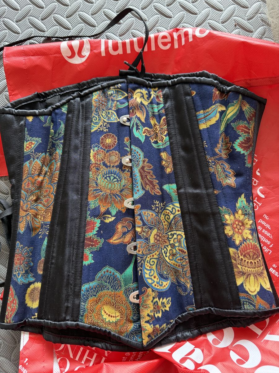 Floral Corset Waist Cincher – Navy & Black