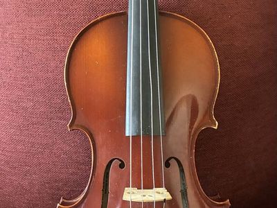 16-1/2” Student Viola with Hard Case, Bow, Chin Rest - Used Instrument