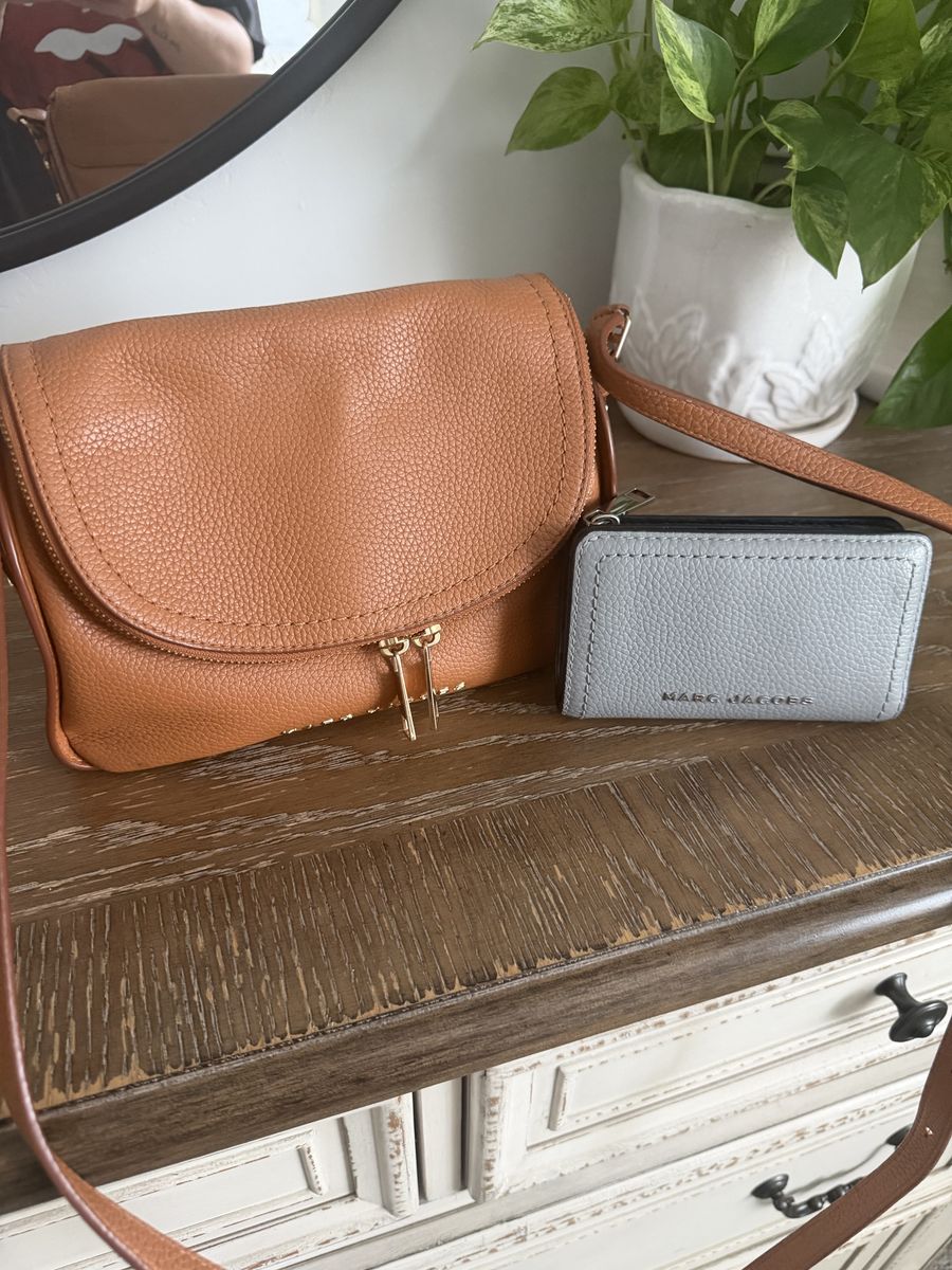 Marc Jacob’s purse and wallet