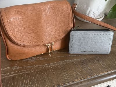 Marc Jacob’s purse and wallet