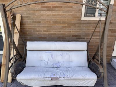 Free patio swing