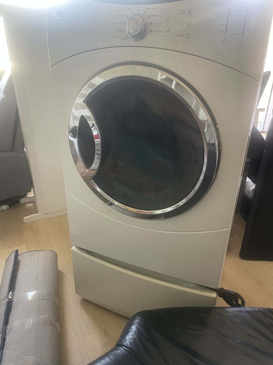 GE washer and dryer