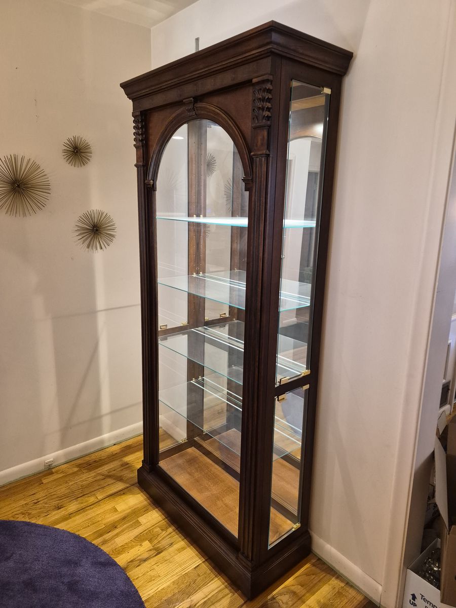 Pulaski Curio Cabinet - Like New