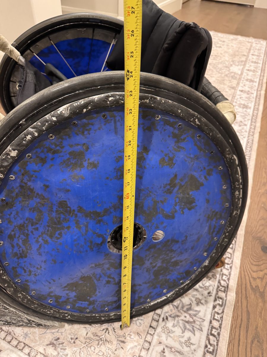 Main image 3