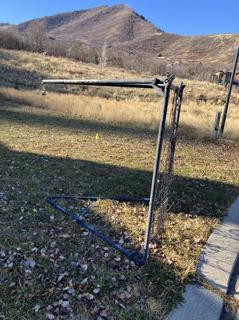 Free!! -- Solohitter Batting Net