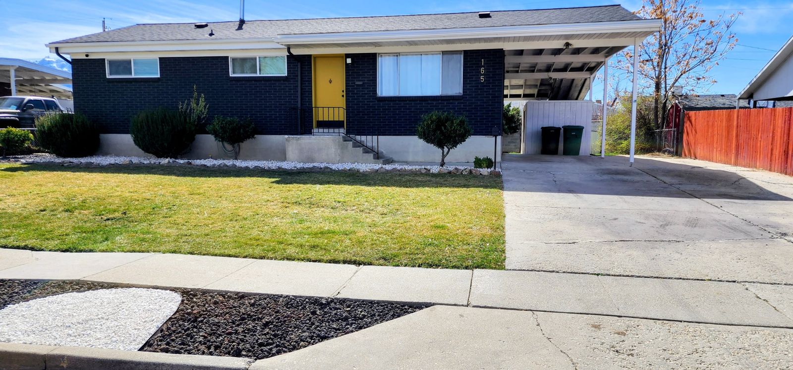 PRIVATE ROOM FOR RENT TO SINGLE PERSON