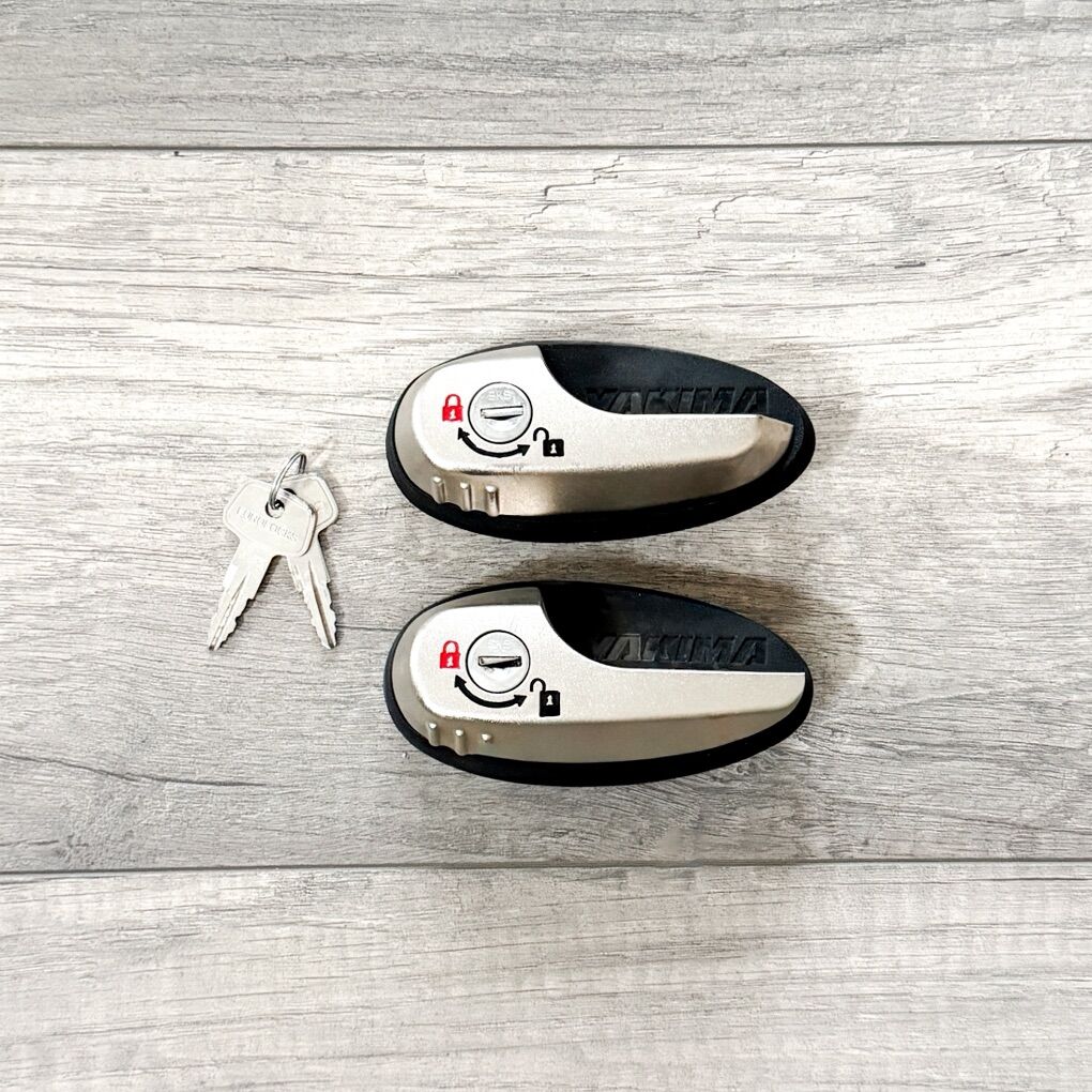 Original Yakima Skybox Roof Box Cargo Locks Keys