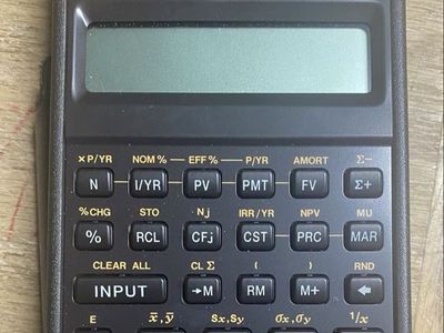 Hewlett Packard HP 10B Business Financial Calculator with Case