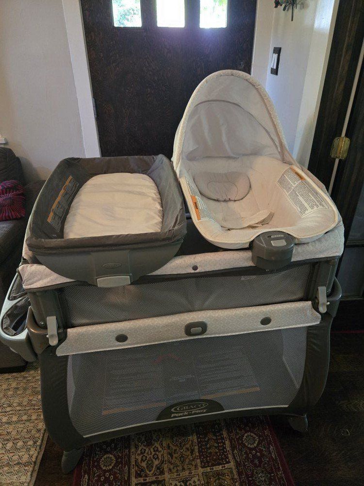 Graco Pack & Play Newborn 2 Toddler $80 OBO