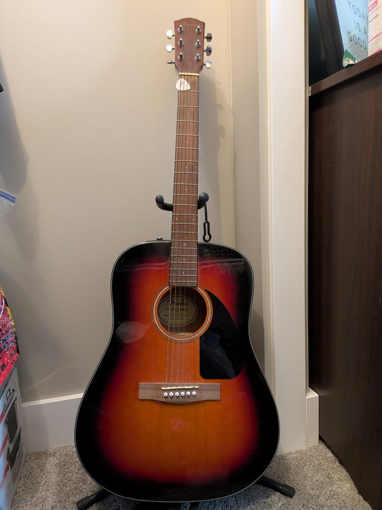 Fender Classic Design CD-60 Dreadnought Acoustic Guitar Sunburst with Case