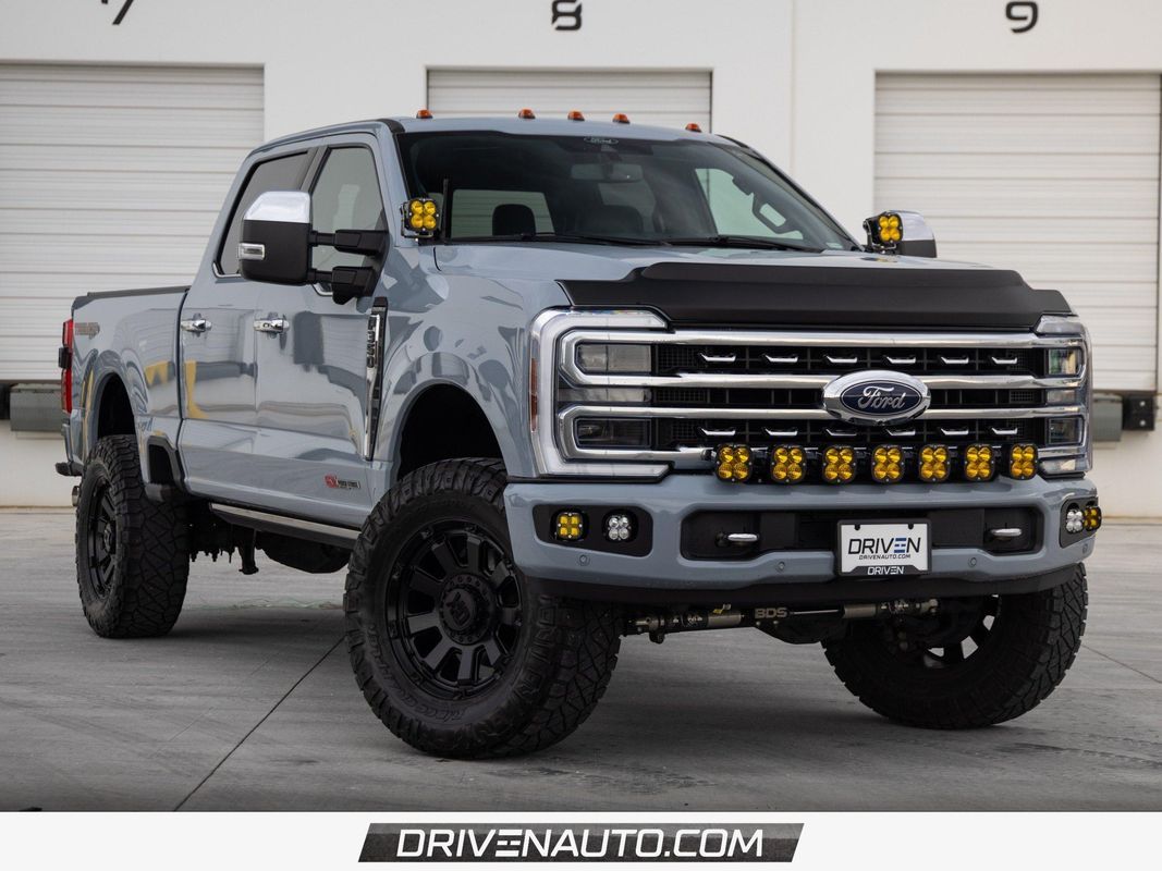 2024 Ford F-350 Super Duty Platinum