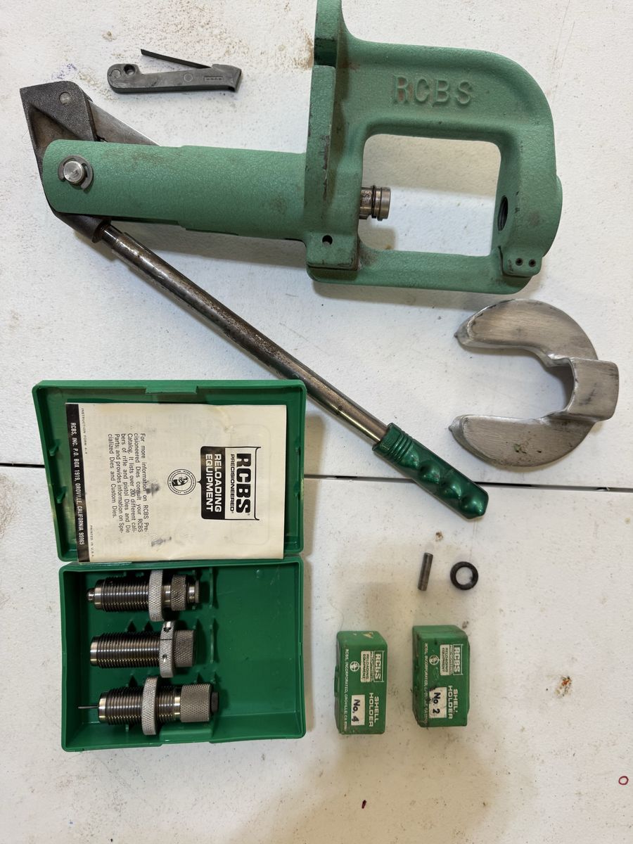 RCBS Rock Chucker JR2 Single Stage Reloading Press Kit w/ 38/357 Dies & Shell Holders, and primers