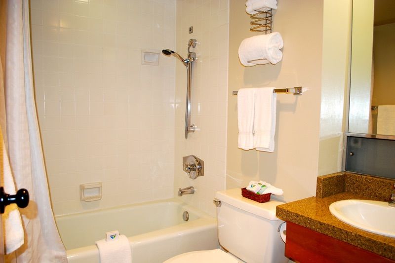 Main image 3