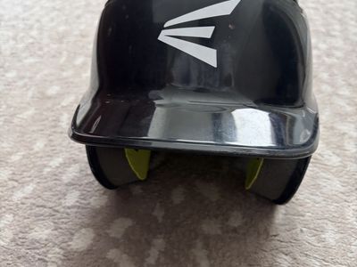 Easton Cyclone Helmet Size 6 /58 To 71/4