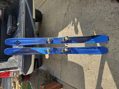 Black Diamond Boundary 107 168cm skis