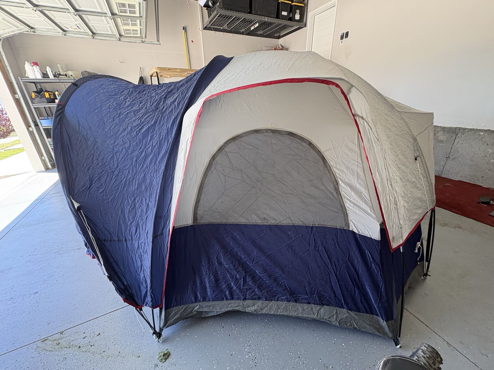 Main image 6