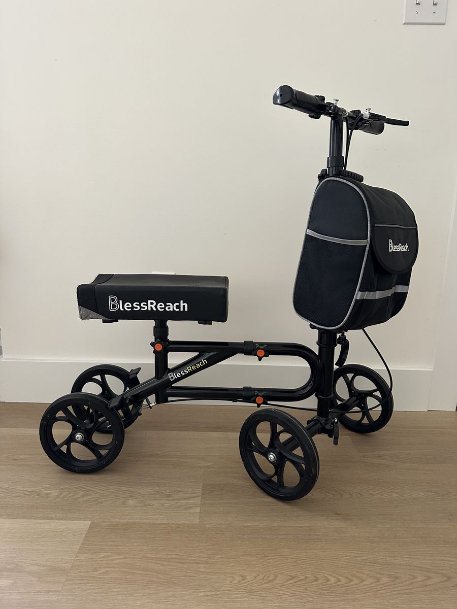 New knee Scooter