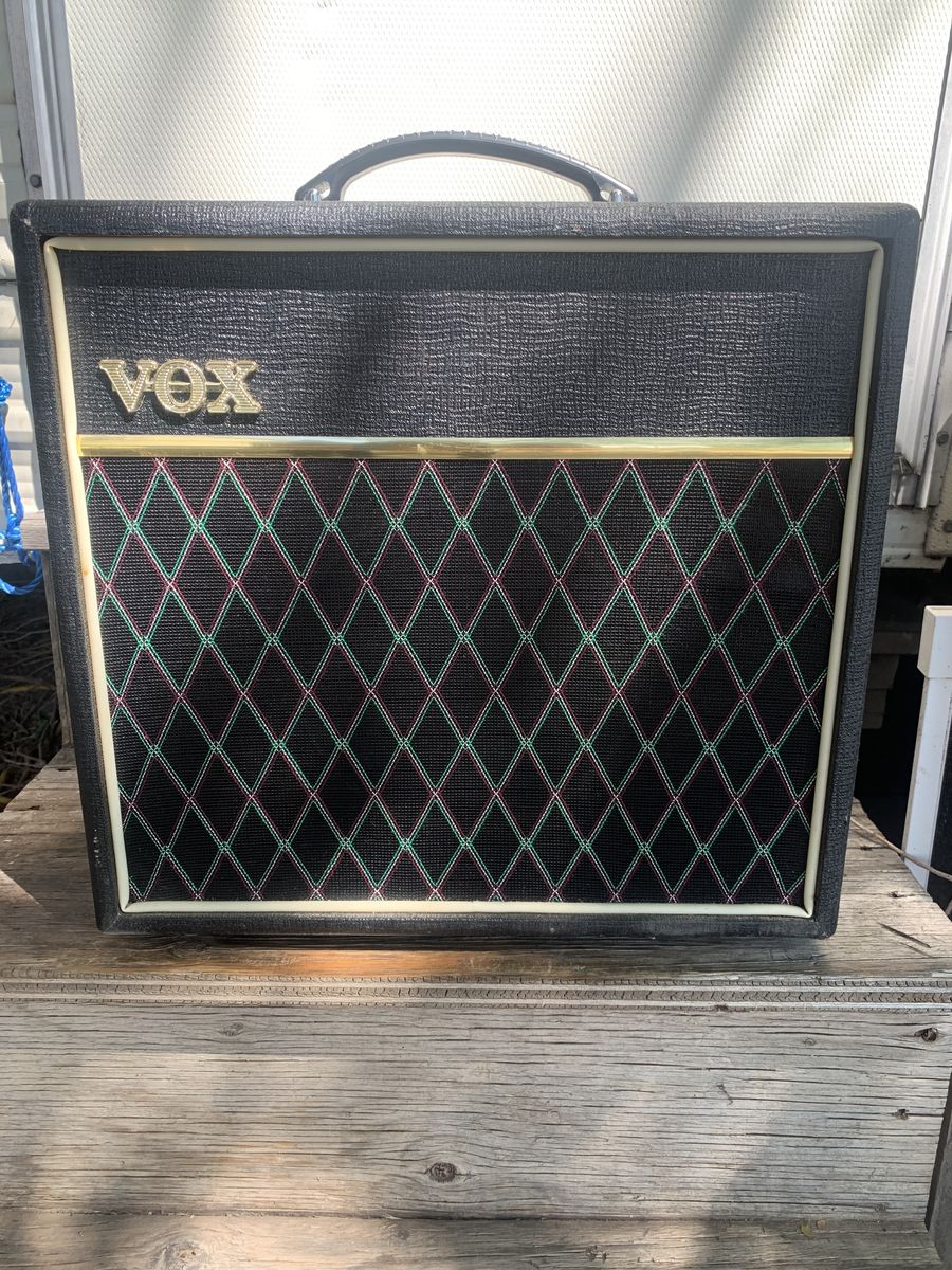 Vox Pathfinder 15R V9168R 15-Watt 1x8 Guitar Combo Amplifier with Reverb & Tremolo