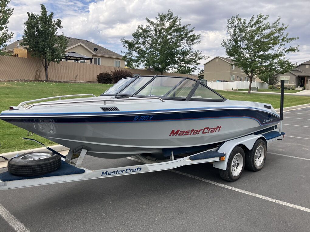 1988 Mastercraft Tristar Open Bow