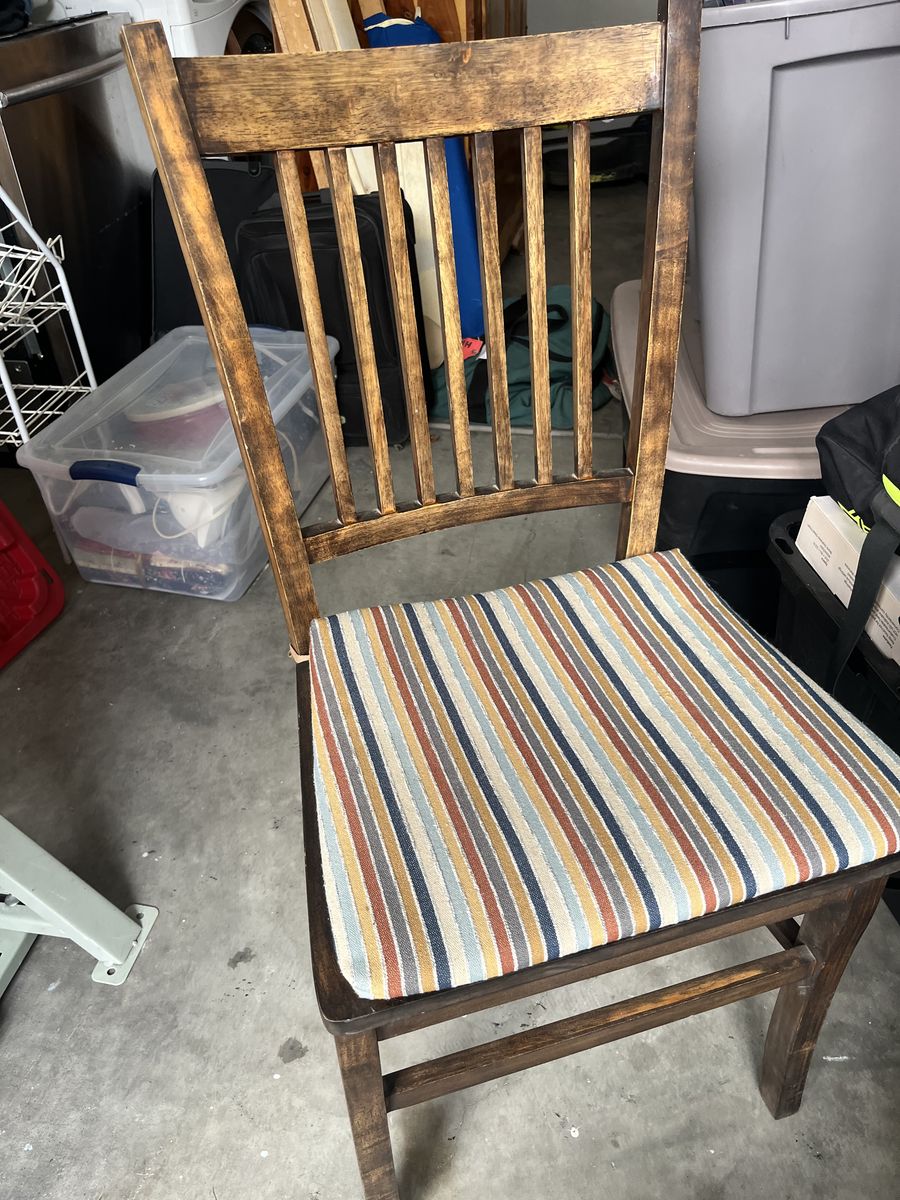 6 Kitchen chairs