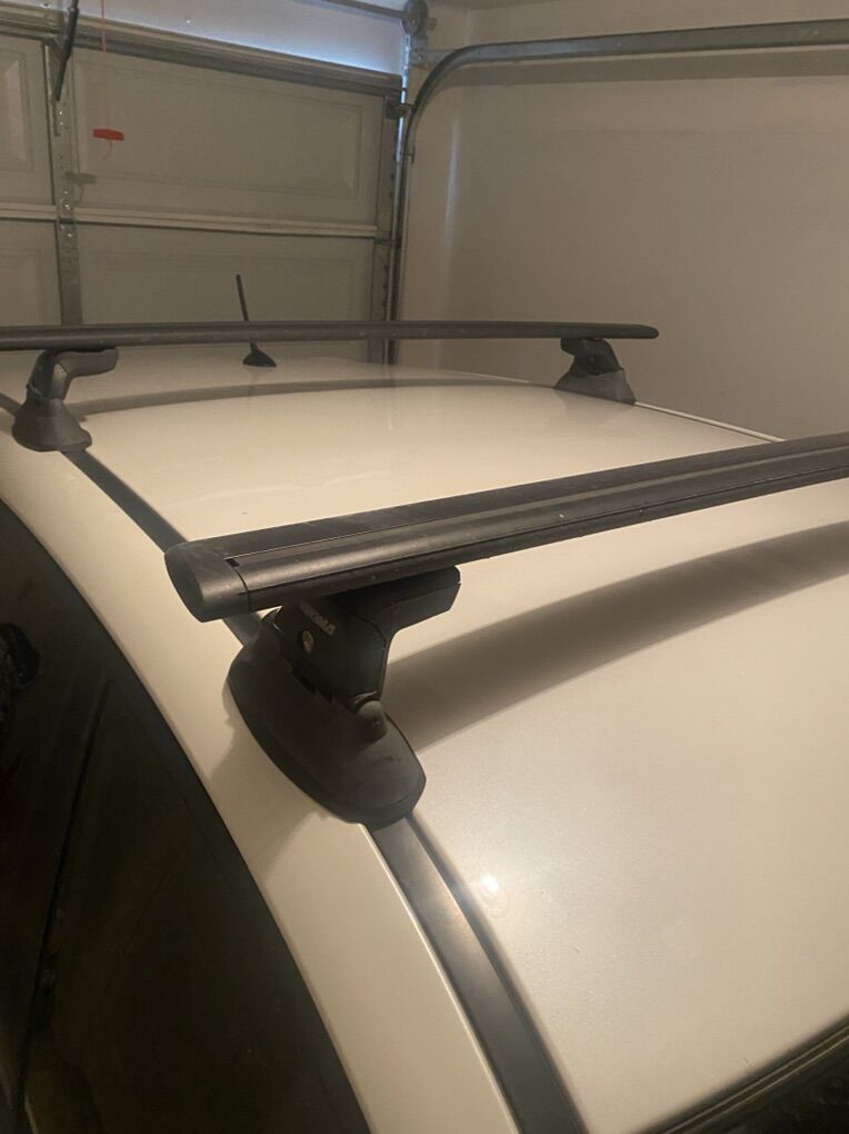 Yakima Universal Roof Rack