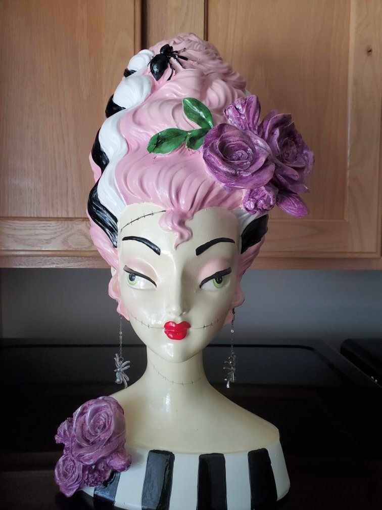 Bride of Frankenstein Bust Pink Hair Decor 18" Halloween Goth Retro Viral Gothic
