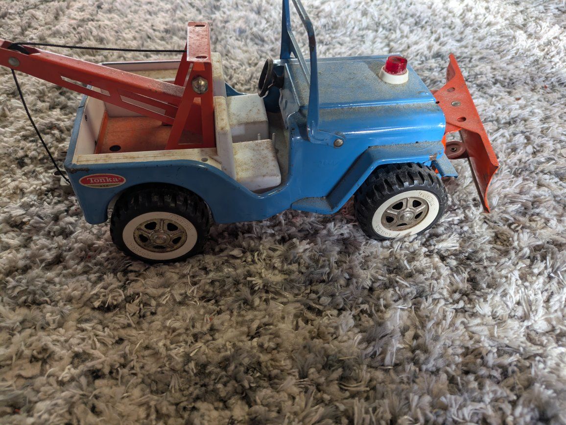 Rare Vintage Tonka Jeep Wrecker Truck & Snow Plow - Blue, Metal Toy
