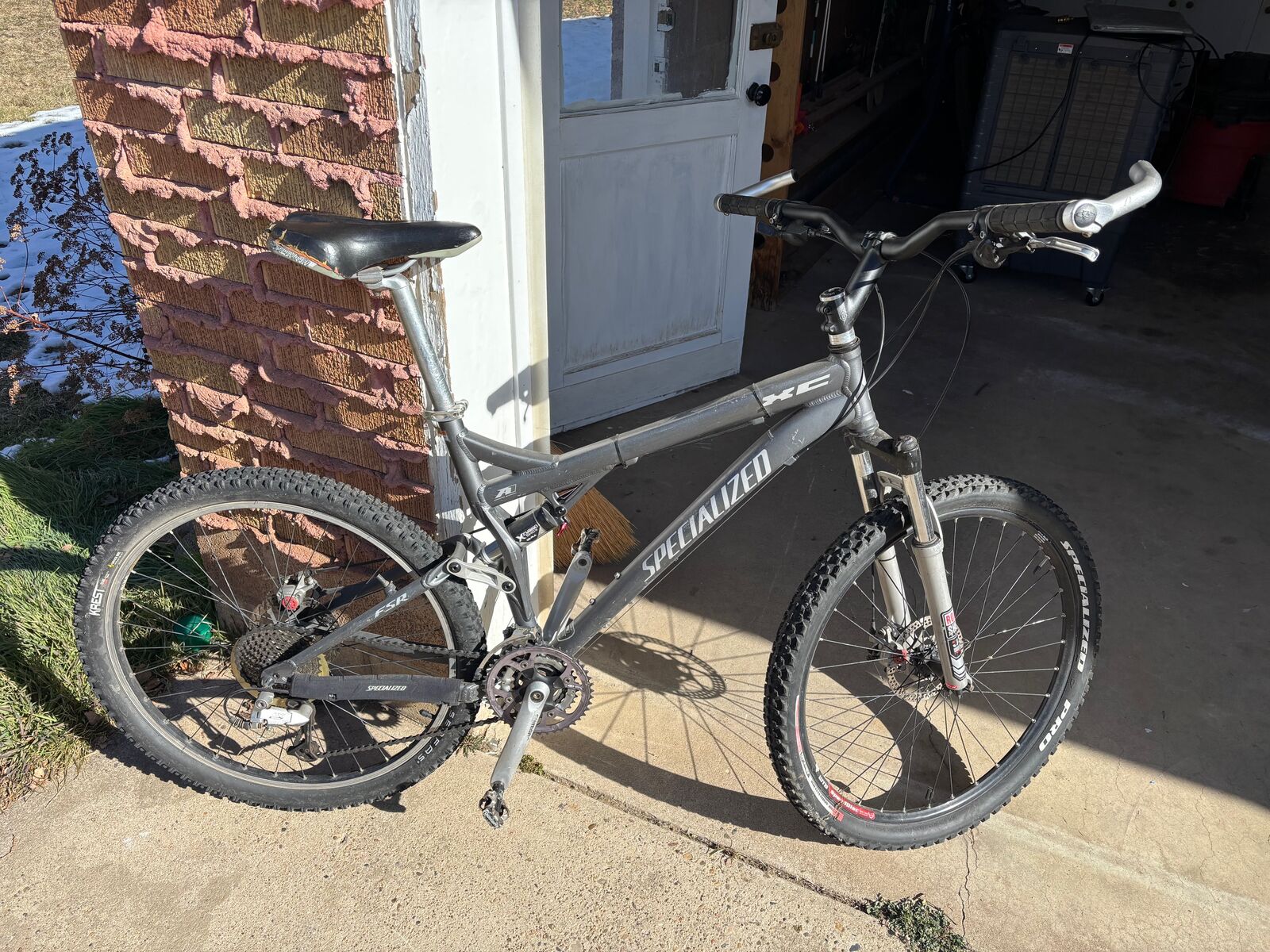 SPECIALIZED XC FSR A1/ upgraded slightly wider handlebars/ crossbar for bike rack.