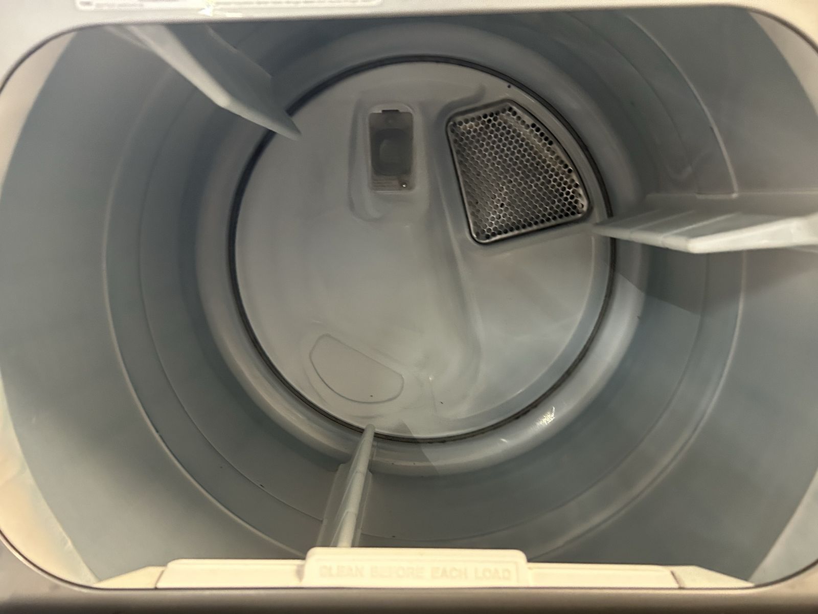 Main image 6