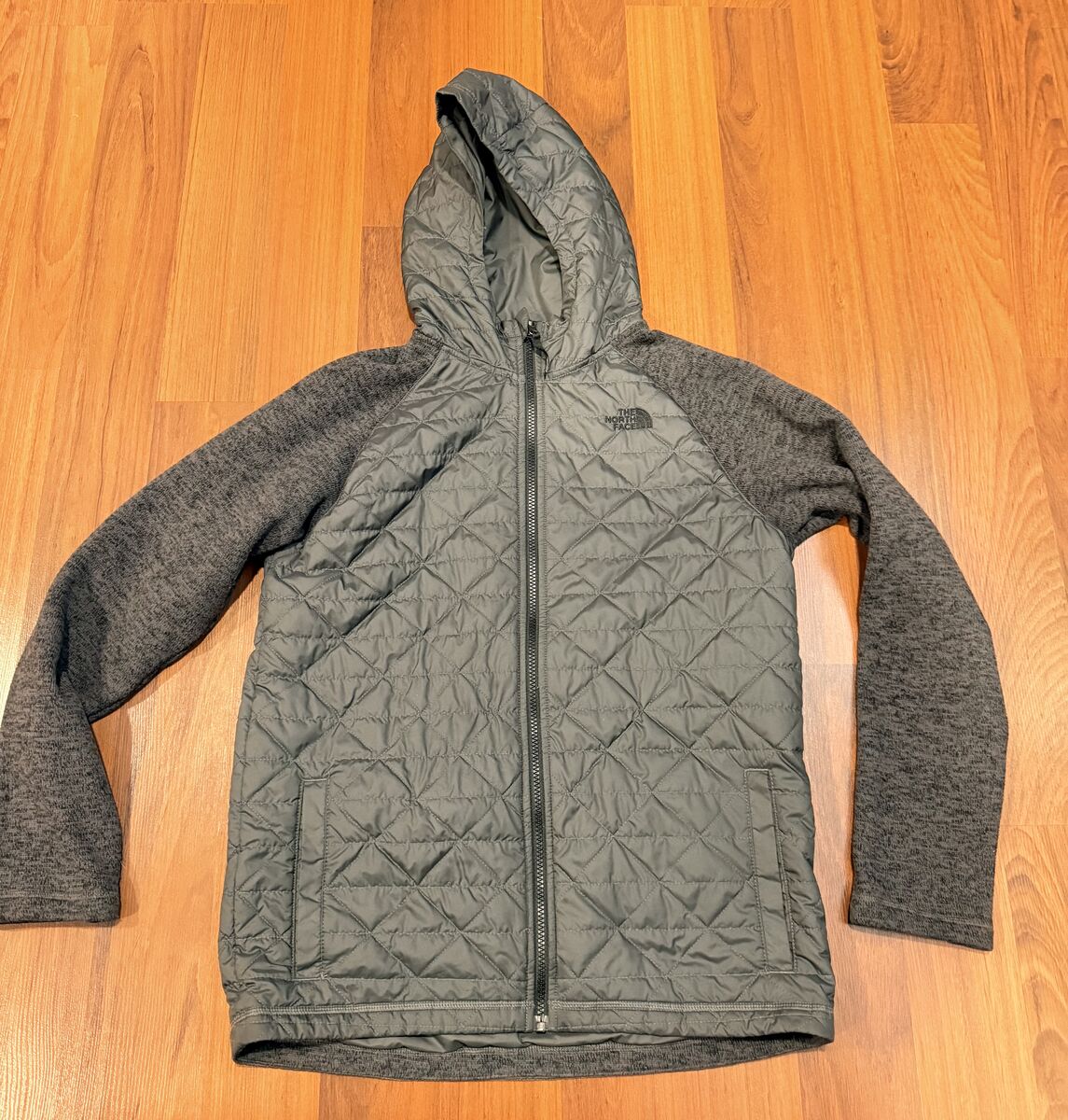 Boys Size 18 XL Northface jacket