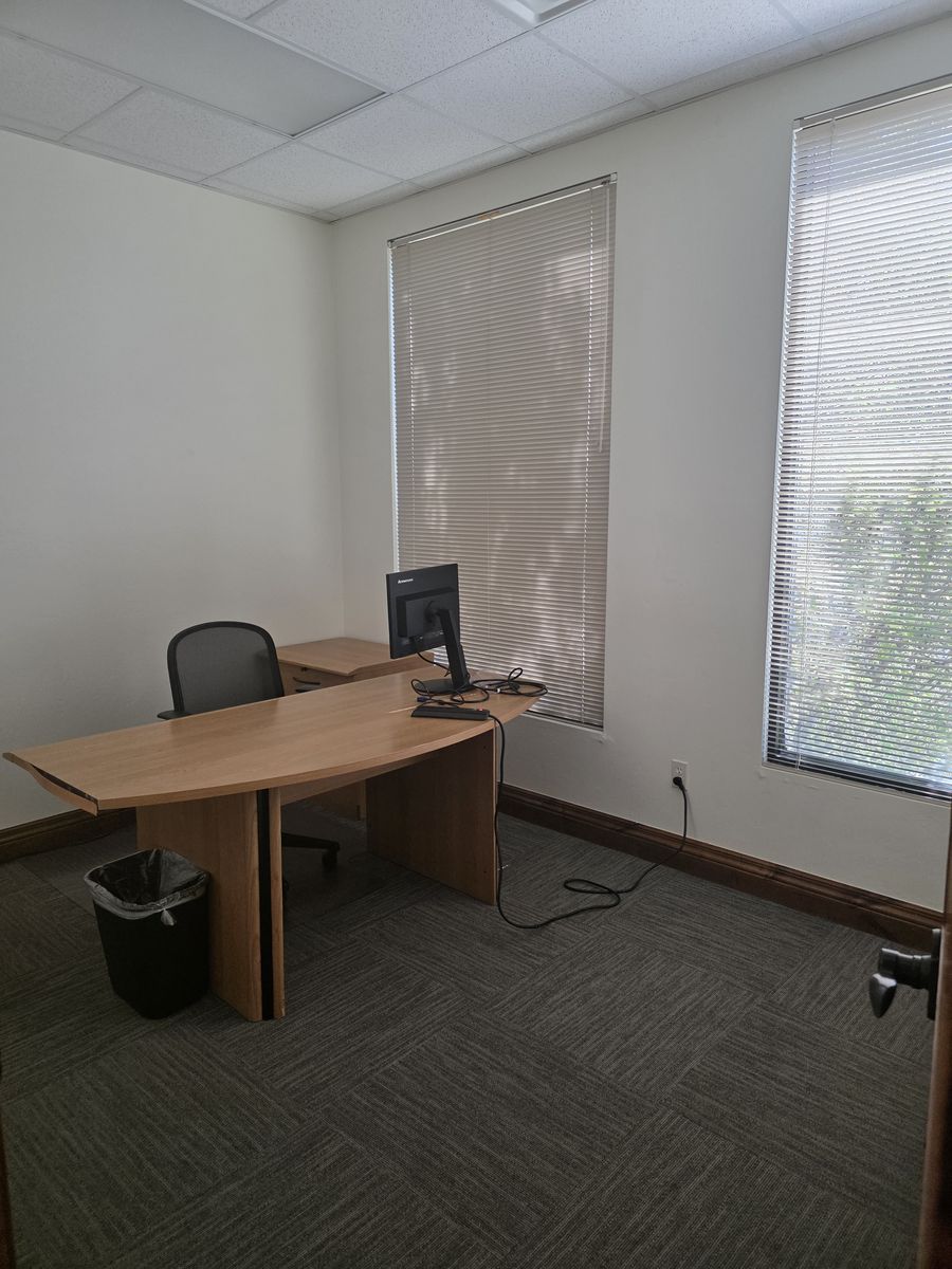 Main image 8