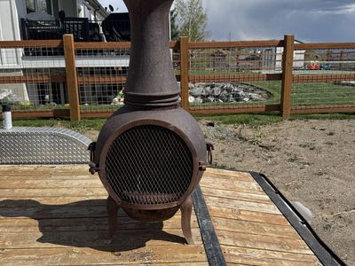 Freestanding potbelly patio fireplace
