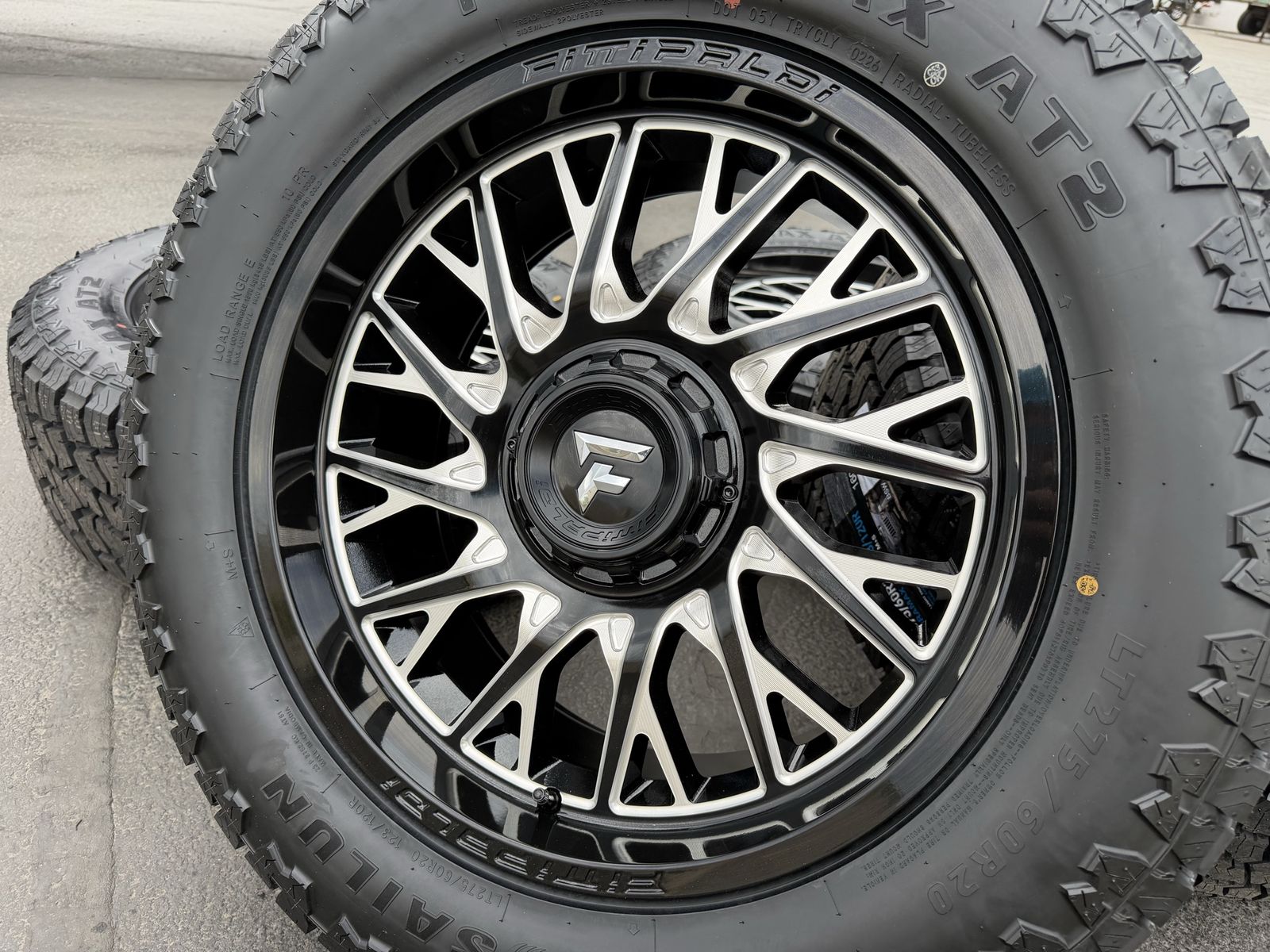 20” Fittipaldi FA08 6 lug 6x5.5 & 6x135 33” Sailun AT2 275/60R20 33x11x20