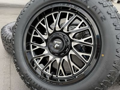 20” Fittipaldi FA08 6 lug 6x5.5 & 6x135 33” Sailun AT2 275/60R20 33x11x20