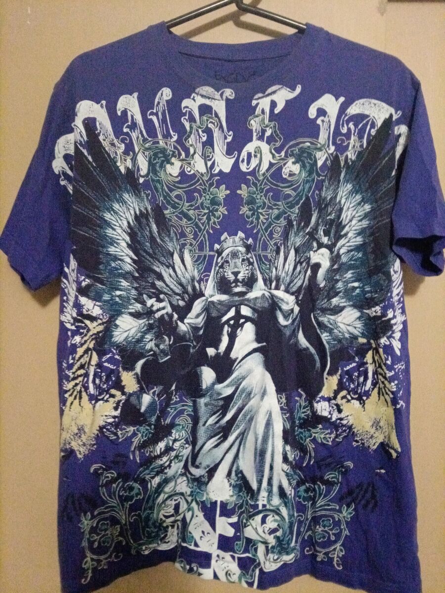 Purple lion wings shirt medium