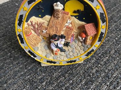 Halloween Spooky Village Resin Pumpkin Figurine with Ghosts and Cats