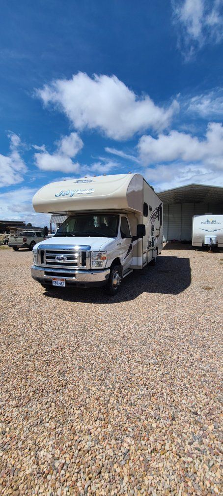 2015 Ford E450 Jayco low miles