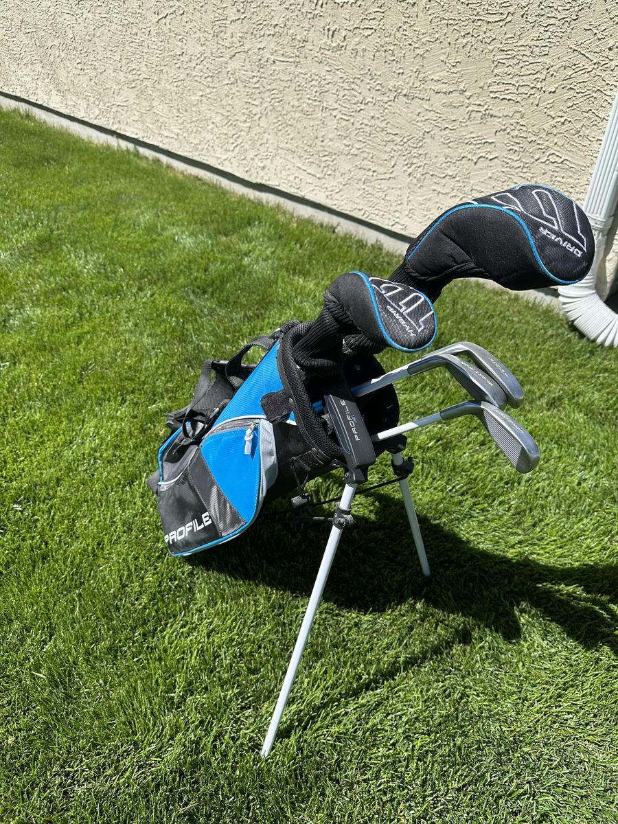 Junior golf clubs