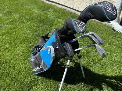 Junior golf clubs