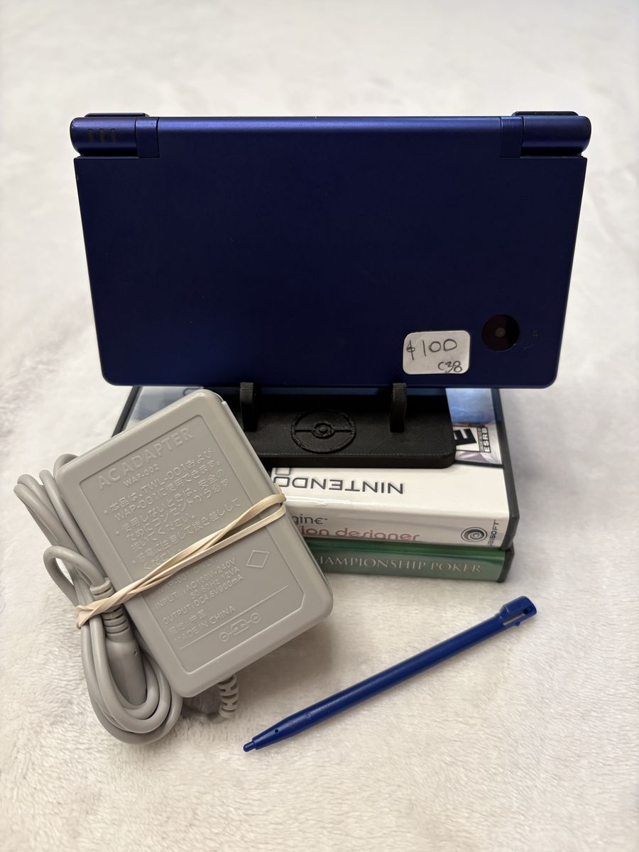 DSi Bundle - Matte Blue