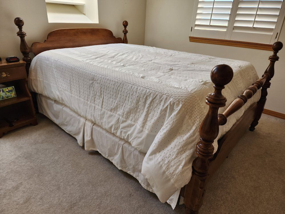 Queen Size Comforter Set