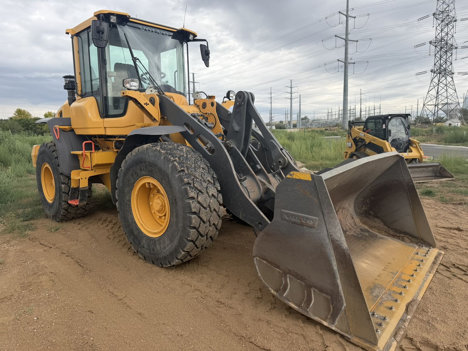 SWEET! 2020 VOLVO MODEL L60H WHEEL LOADER