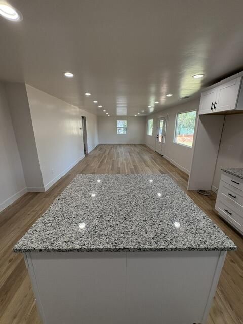 Main image 9