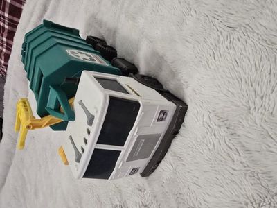 Matchbox Large Recycling Truck from 2016