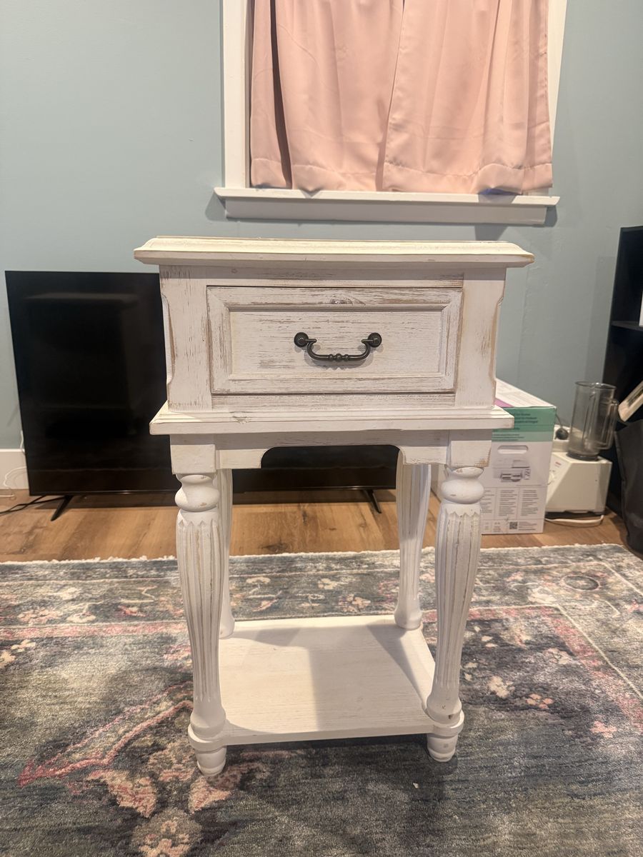 Vintage White Wooden Nightstand with Drawer and Lower Shelf