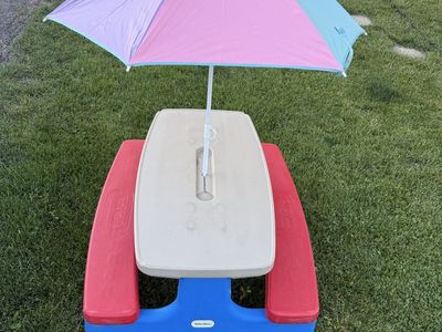 Little Tikes Table With Umbrella